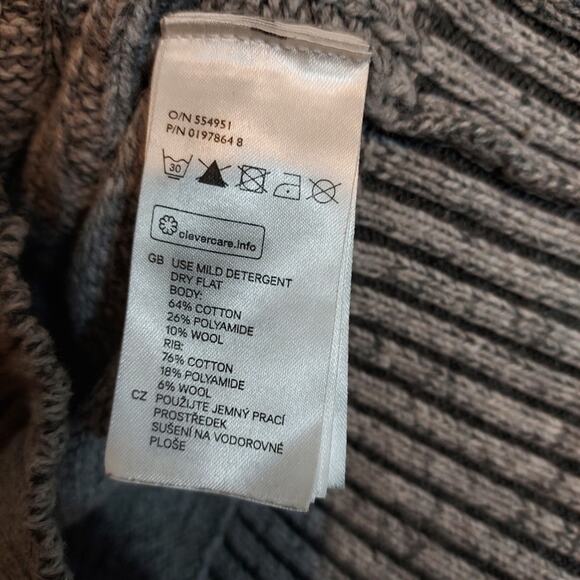 H&M Men’s Gray Knit Wool Blend Ribbed Collar Turtleneck Pullover Sweater - Picture 4 of 9